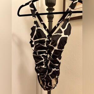 Lands End Giraffe Print Swimsuit size 8